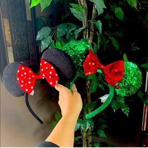 Minnie Mouse Set of two mouse ears. Bought at Disney Park. Christmas & Classic.